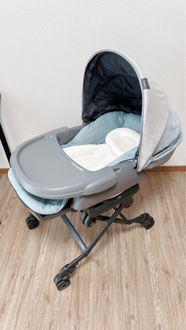 【美品】コンビ ネムリラ AUTO SWING BEDi Long