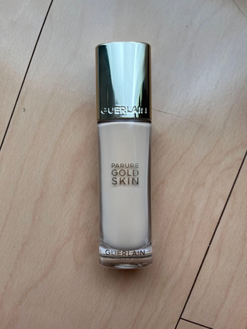 「極美品」GUERLAIN PARURE GOLD SKIN ファンデーション