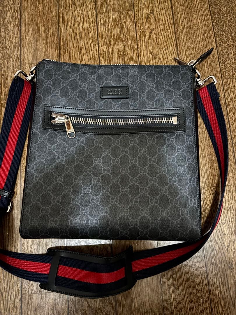 GUCCIスプリームキャンバスメッセンジャーバック