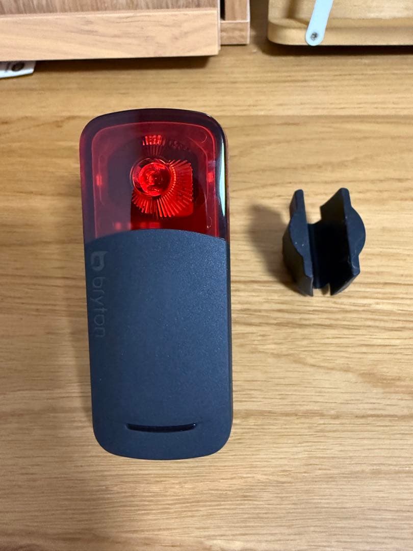 中古　ブライトン GARDIA R300L リアビューレーダー＆テールライト