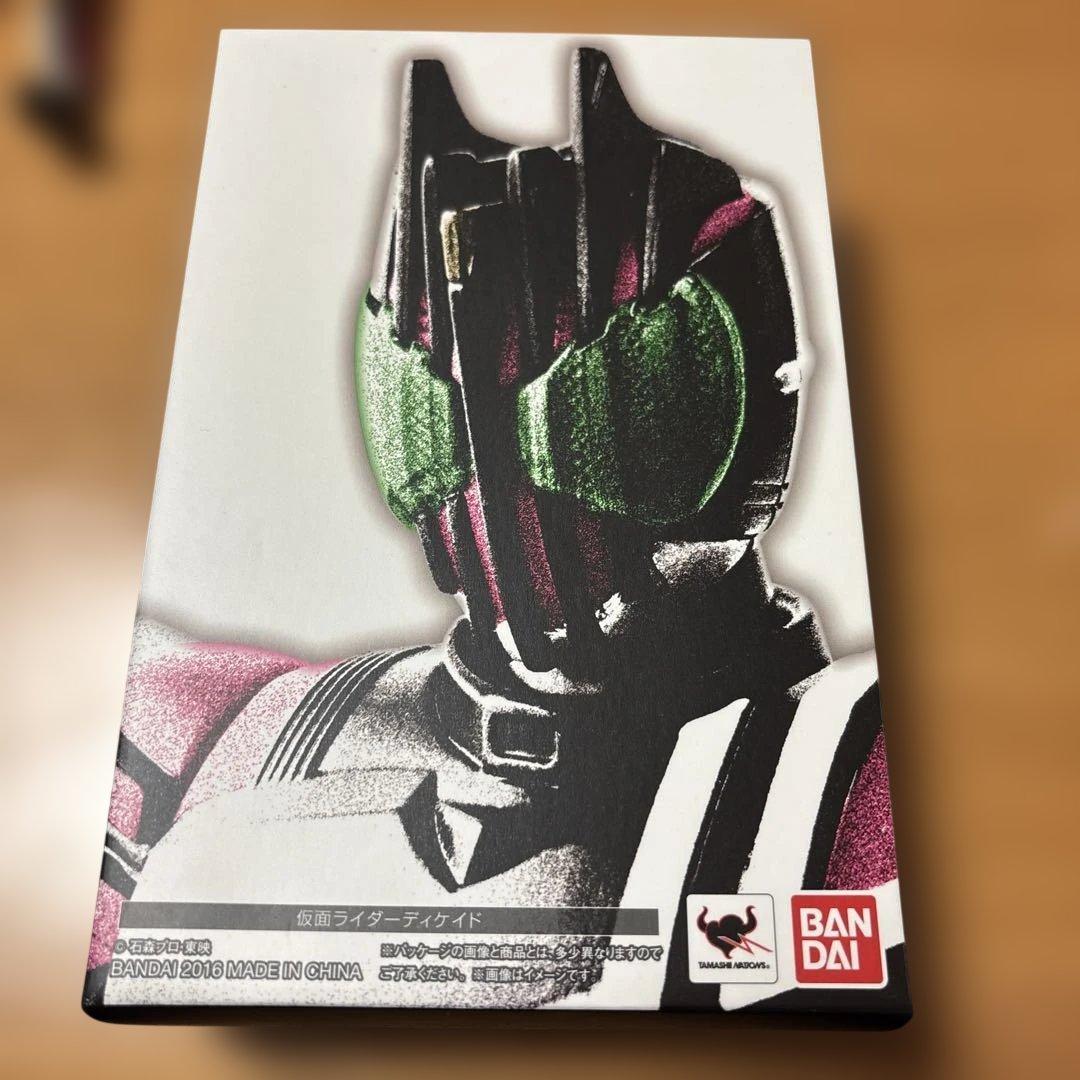 真骨彫　S.H.Figuarts 仮面ライダーディケイド