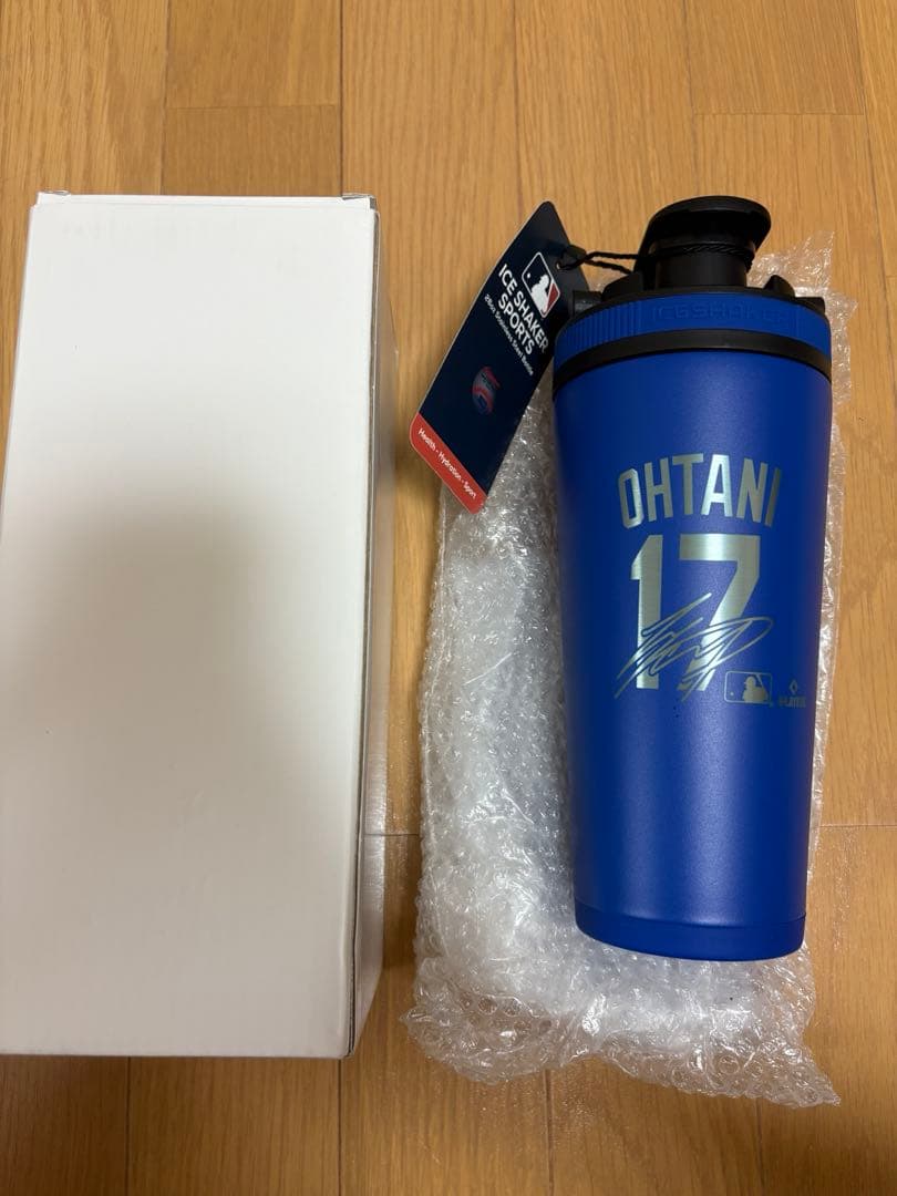 MLB公式】大谷翔平タンブラーサイン入り 新品 値下げ中 - メルカリ
