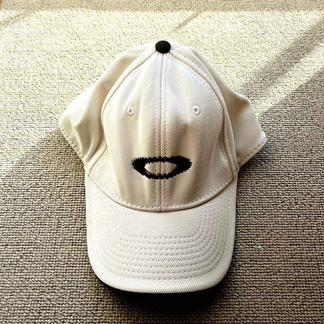 y2k 90s〜 ギザギザロゴ 立体ロゴ オークリー キャップ アーカイブ