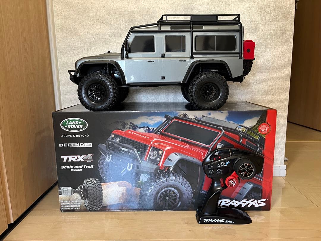 トラクサス TRX4 ランドローバー ディフェンダーD110 RTR シルバー