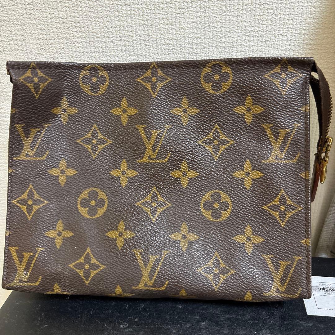 ヴィトン　ポーチ