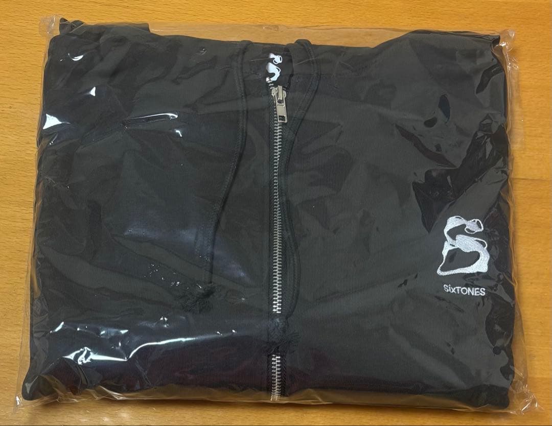 MILESixTONES パーカー 2026 SixTONES 新品未開封