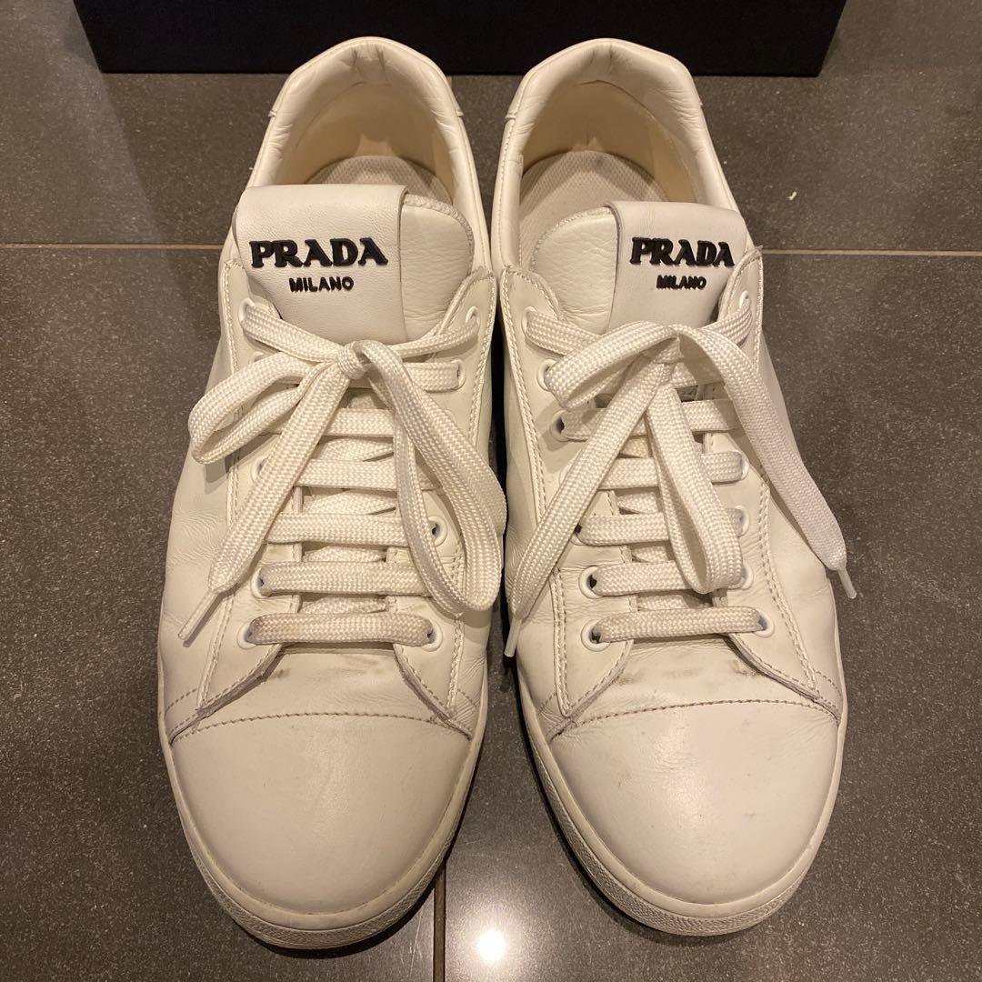 PRADA MILANO ホワイトスニーカー　28〜28.5cm 43