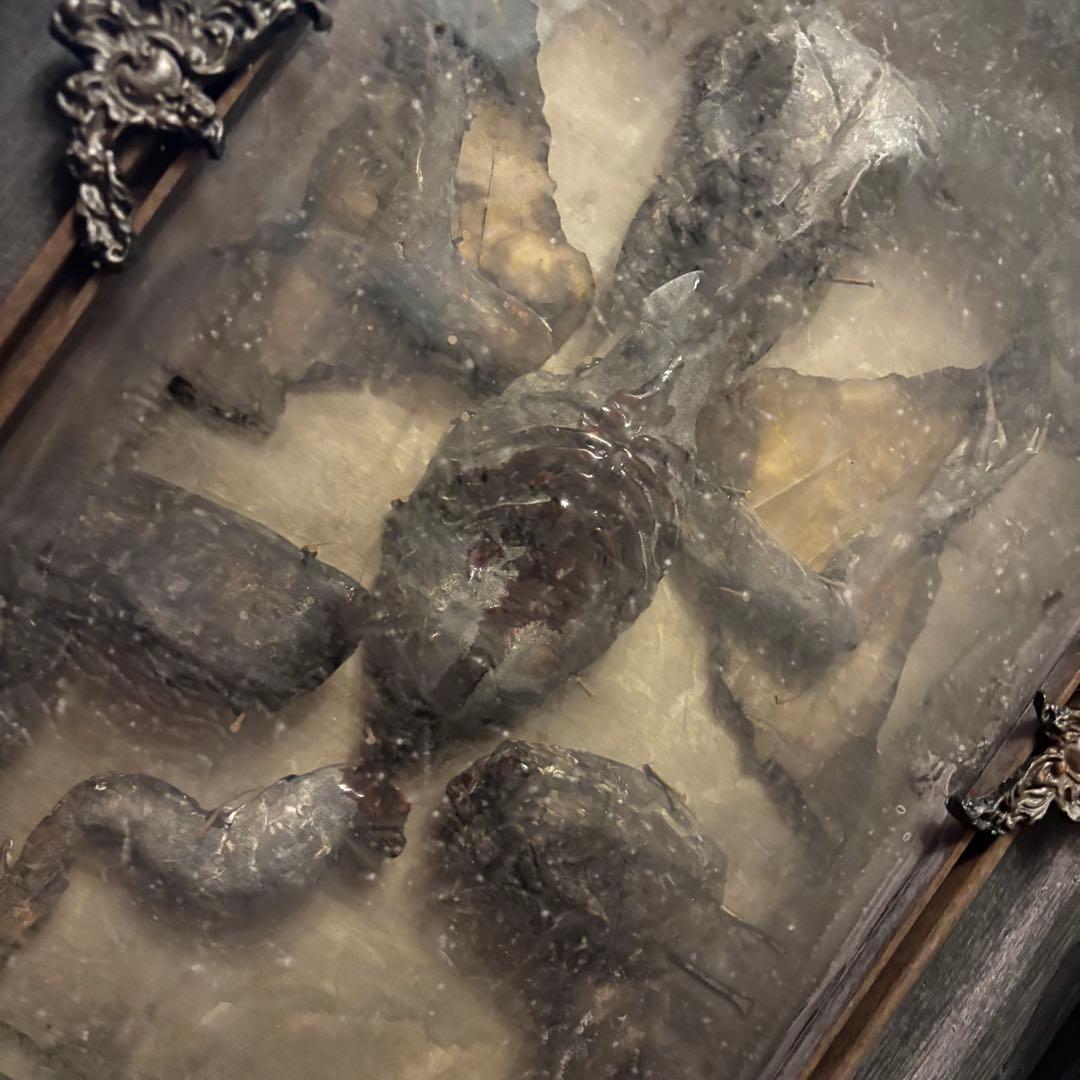 1点限定作品 】悪魔滅殺祭壇(large) - メルカリ