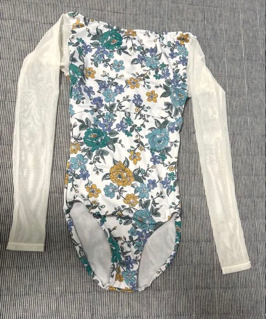 stina スティナ レオタード