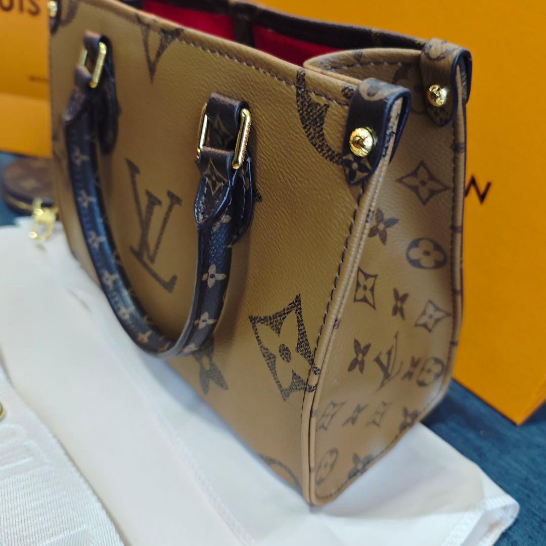 非売品 ノベルティ商品 【実写画像】 モノグラム ミニショルダーバッグ