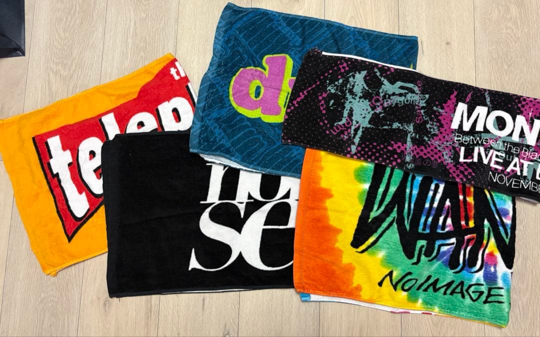 邦ロック バンドタオル - メルカリ