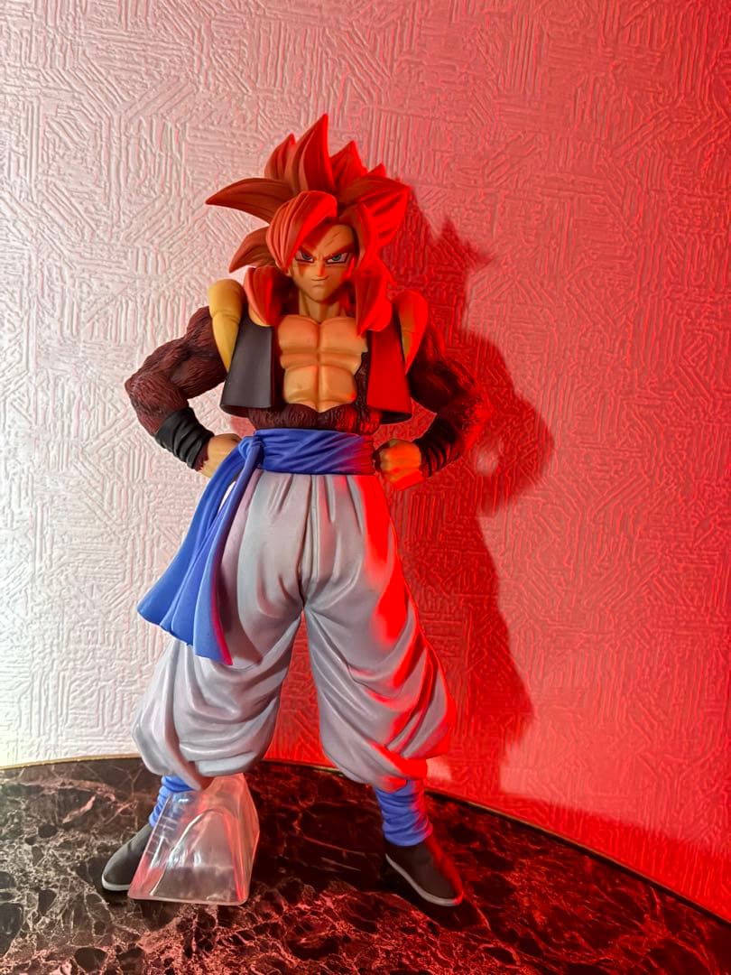 ドラゴンボール　超サイヤ人4 フィギュア 約30cm（箱なし）