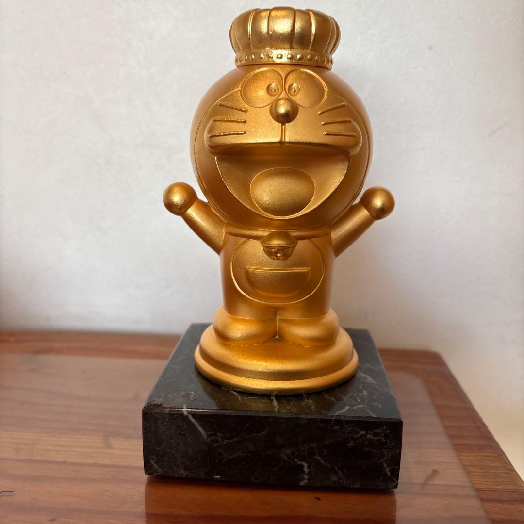 ゴールドドラえもんフィギュア 王冠付き フィギュアーツZERO ドラえもん | 魂ウェブ