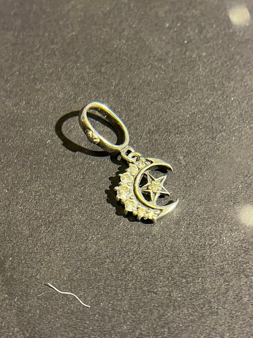 Loree Rodkin ローリーロドキン ハーフムーン　スタートップ