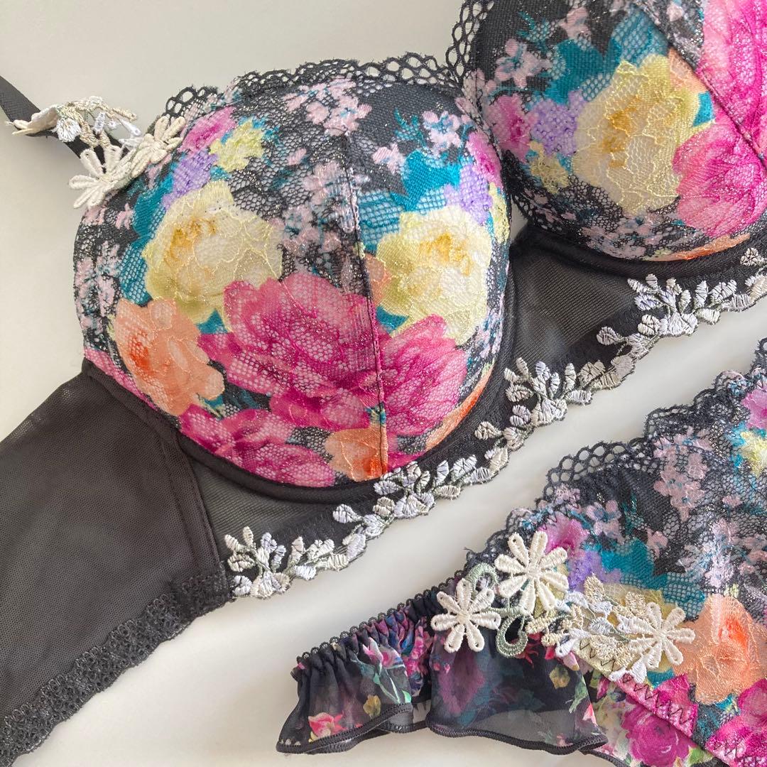 ワコール ルジェ D75/M OB 脇高ブラ ソング フラワープリント 花柄