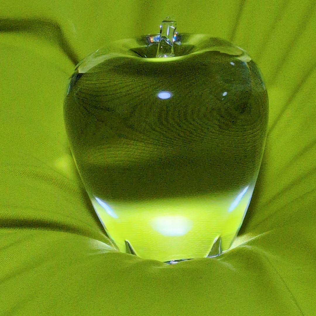 美品】スチューベン リンゴ ガラス オブジェ キムタク クリスタル