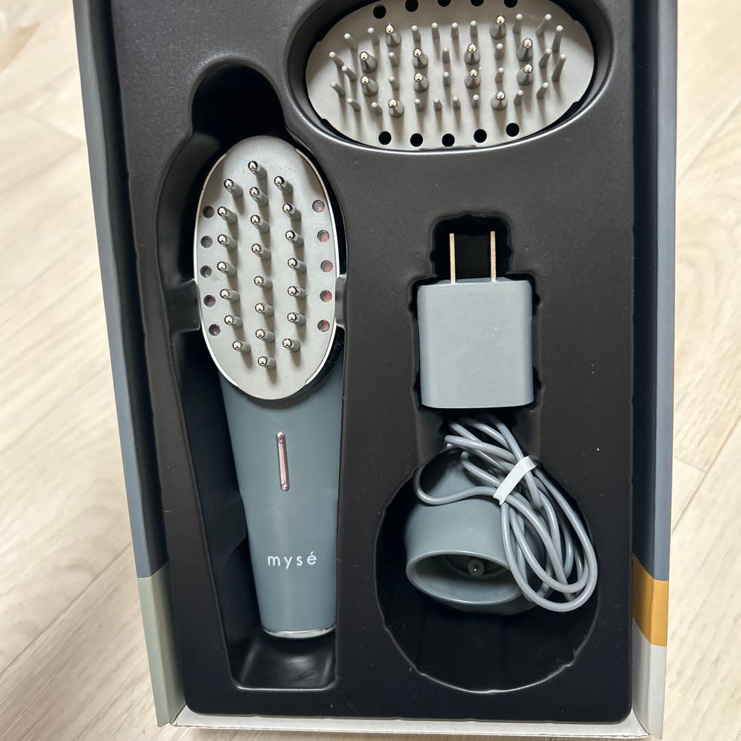 《安値》mysé スカルプブラシ 充電器付き グレー