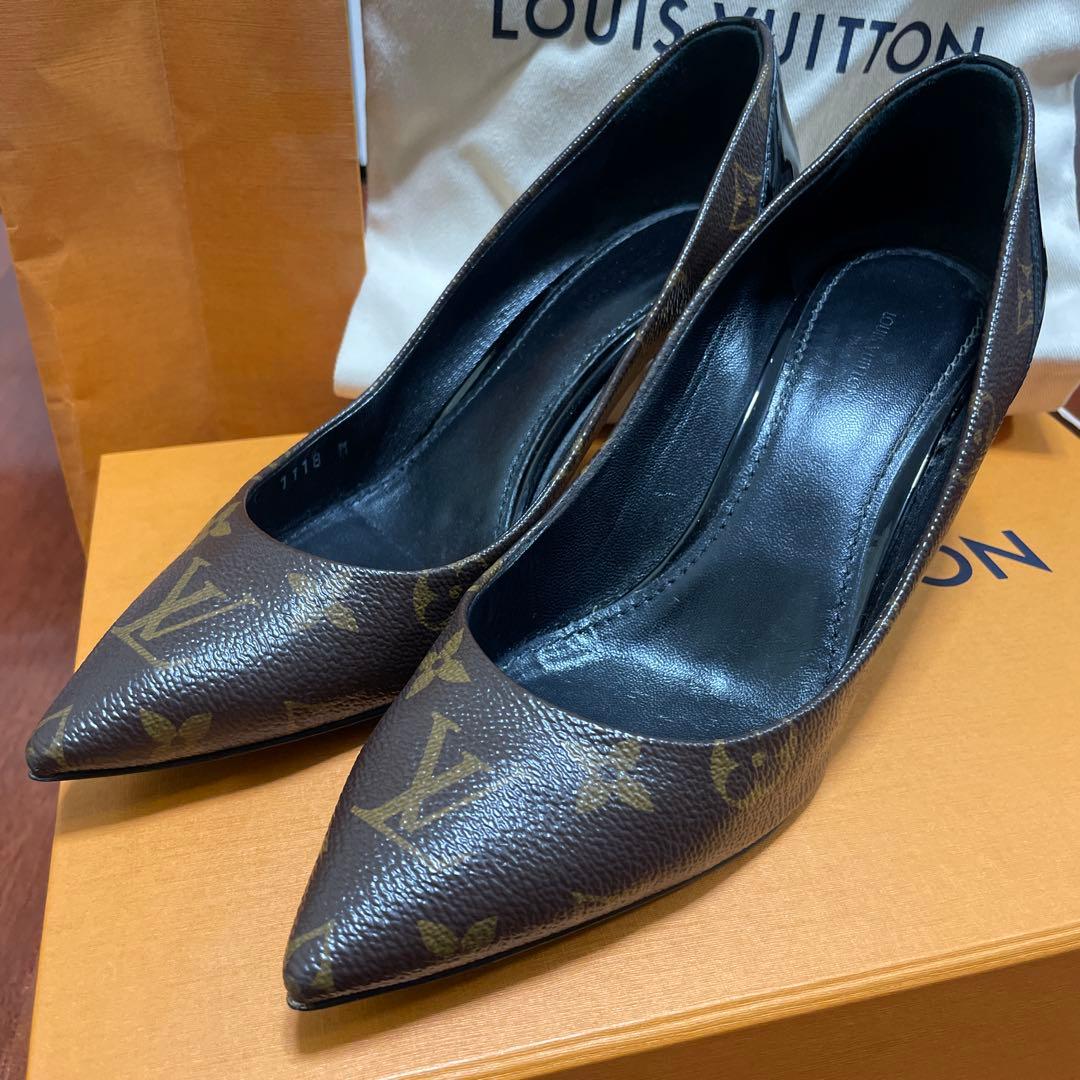 LOUIS VUITTON モノグラムパンプス