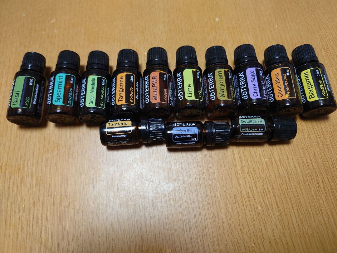 ドテラ　エッセンシャルオイルセット