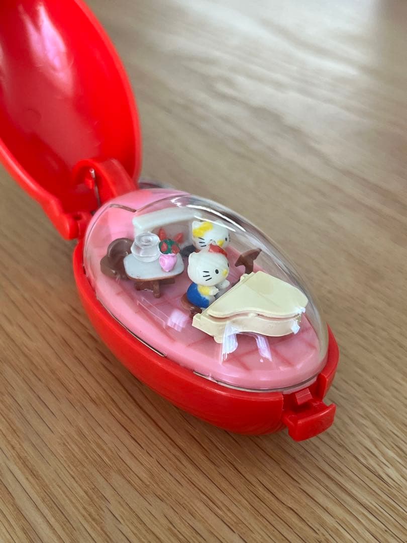 ハローキティ 動くキーホルダー ポケットクリッター Hellokitty レトロ