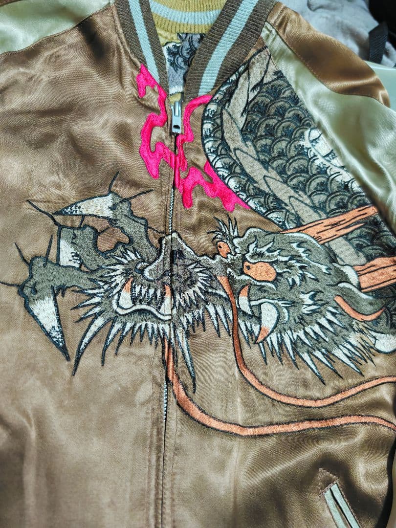 百花繚乱 美品 日本 限定 スカジャン 大龍刺繍 vintage 2面使う - メルカリ