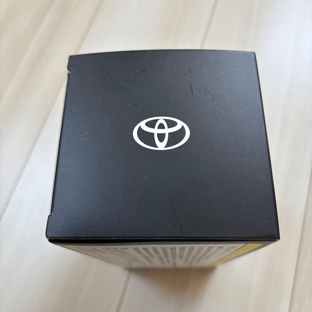 トヨタ クラウン クロスオーバー 非売品 模型 1/30 店頭展示用 - メルカリ