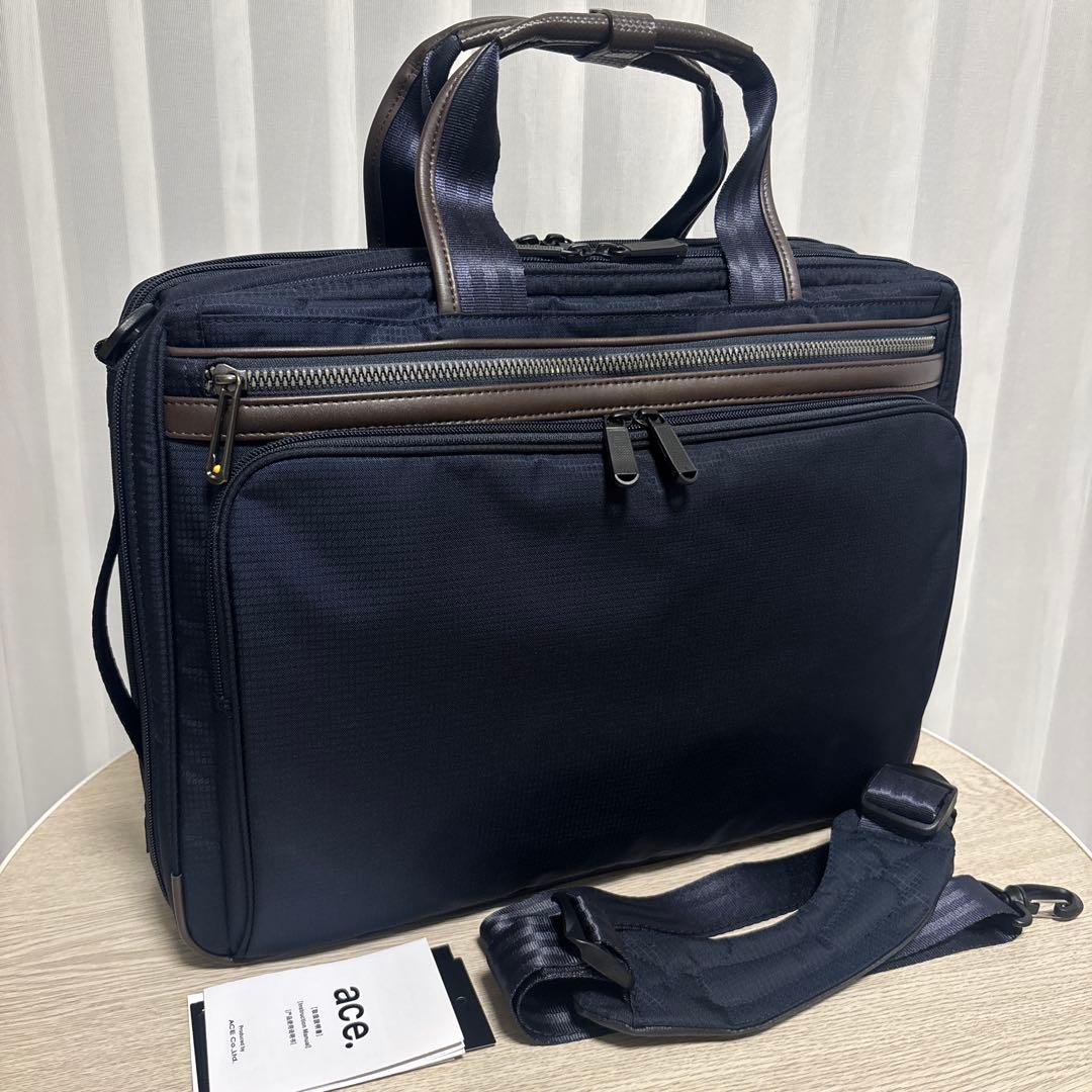 お値下げ[美品] ace. ビジネスバッグ　B4収納可　ネイビー