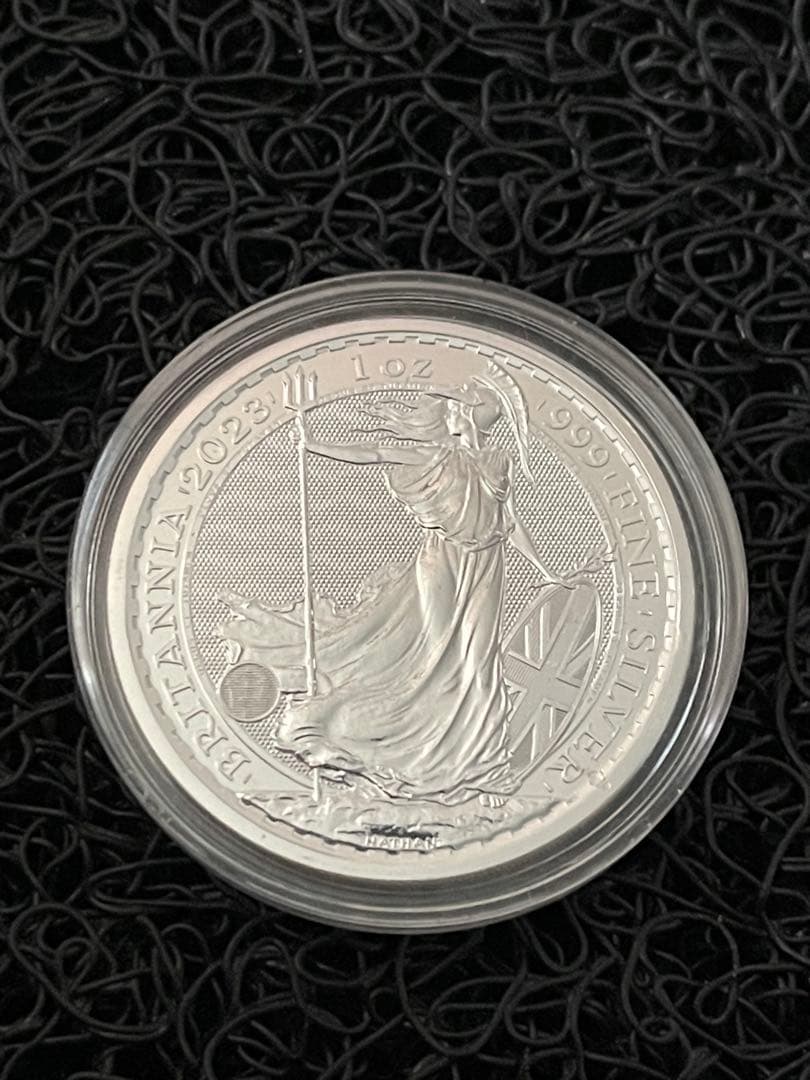 【エリザベス2世肖像】 2023年イギリス ブリタニア純銀1オンス銀貨 2023年 イギリス ブリタニア ロイヤルミント 1oz 2ポンド 銀貨