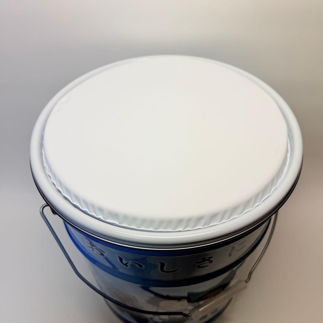 限定50名 鬼滅の刃 明治おいしい牛乳隊 の座れる缶 B3タペストリー入り