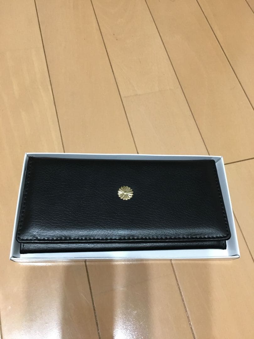 菊紋 財布 本革 黒 ブラック レザー 長財布 皇居菊紋 - メルカリ