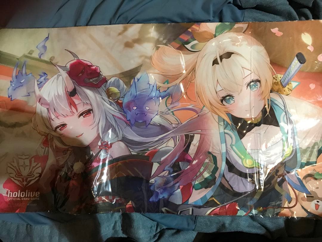 ホロライブ　エントリーカップ　プレイマット あやめ　いろは