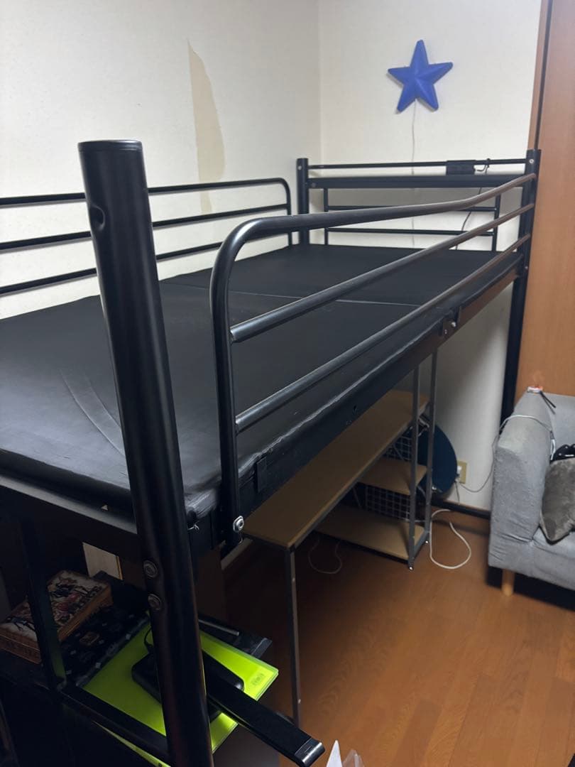 ロフトベッド 黒 コンセント付き　机セット