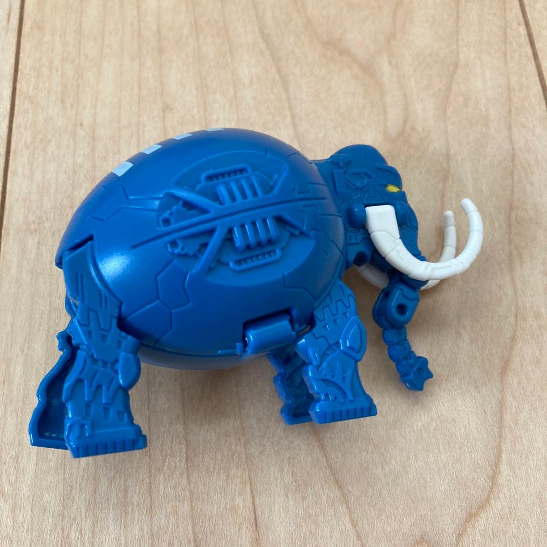 タマゴラス 恐竜 動物フィギュア 9体セット - メルカリ