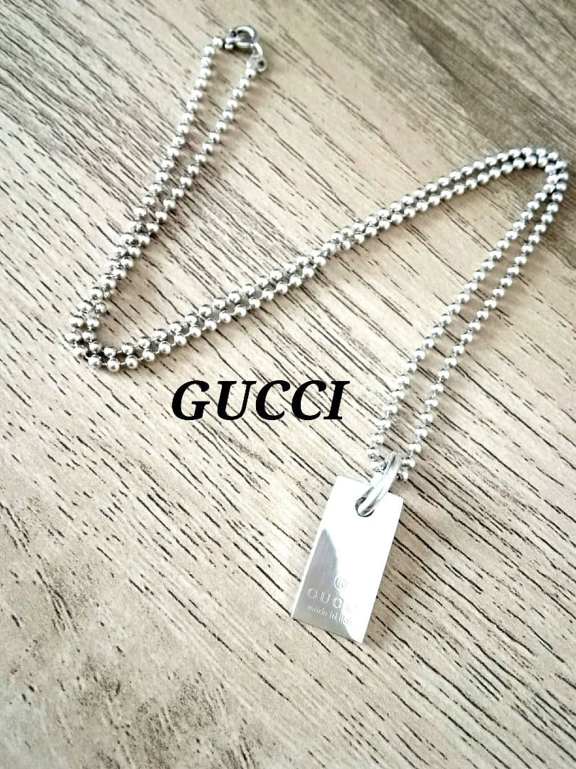 GUCCI　グッチ　シルバー　プレート　ネックレス