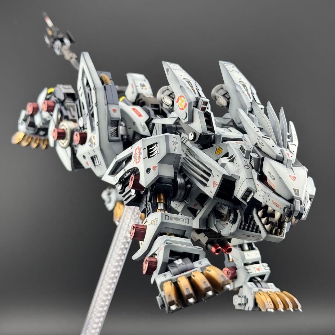 コトブキヤ HMM ゾイド ライガーゼロ 塗装済み完成品 - メルカリ