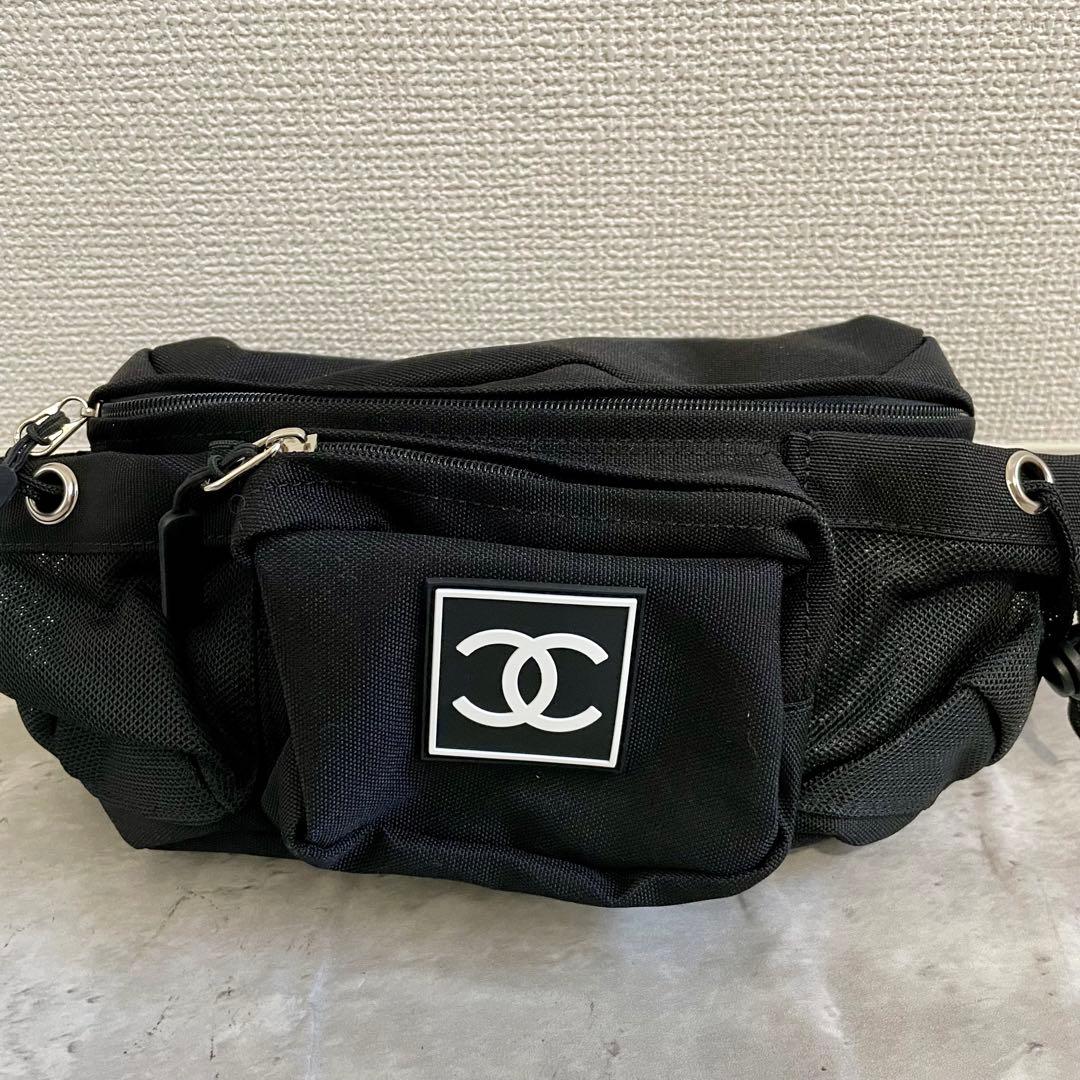 シャネル ココマーク ナイロン クロスボディバッグ ノベルティ