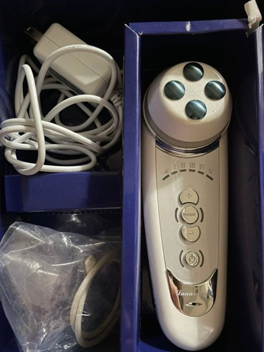 田中みな実愛用　美顔器進化版　ルナノバ