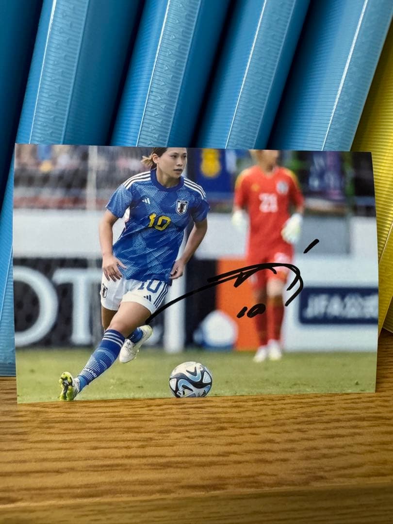 なでしこジャパン 長野風花 直筆サイン入り写真 ① サッカー日本代表 浦和レッズ ?media_id=3750414934069067881