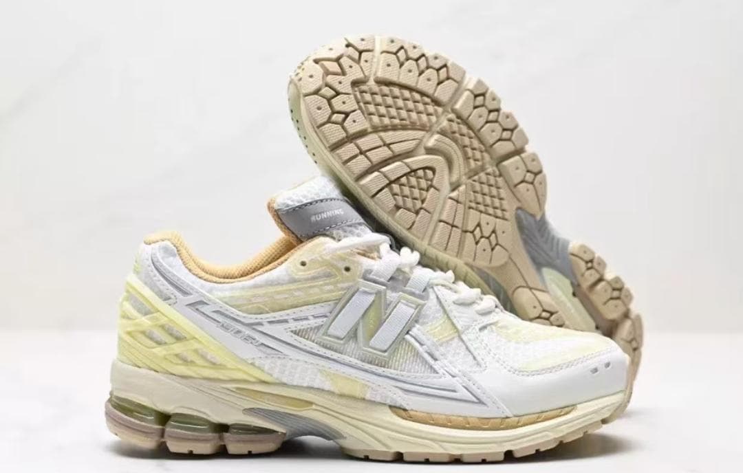 花柄グレー長袖シャツ