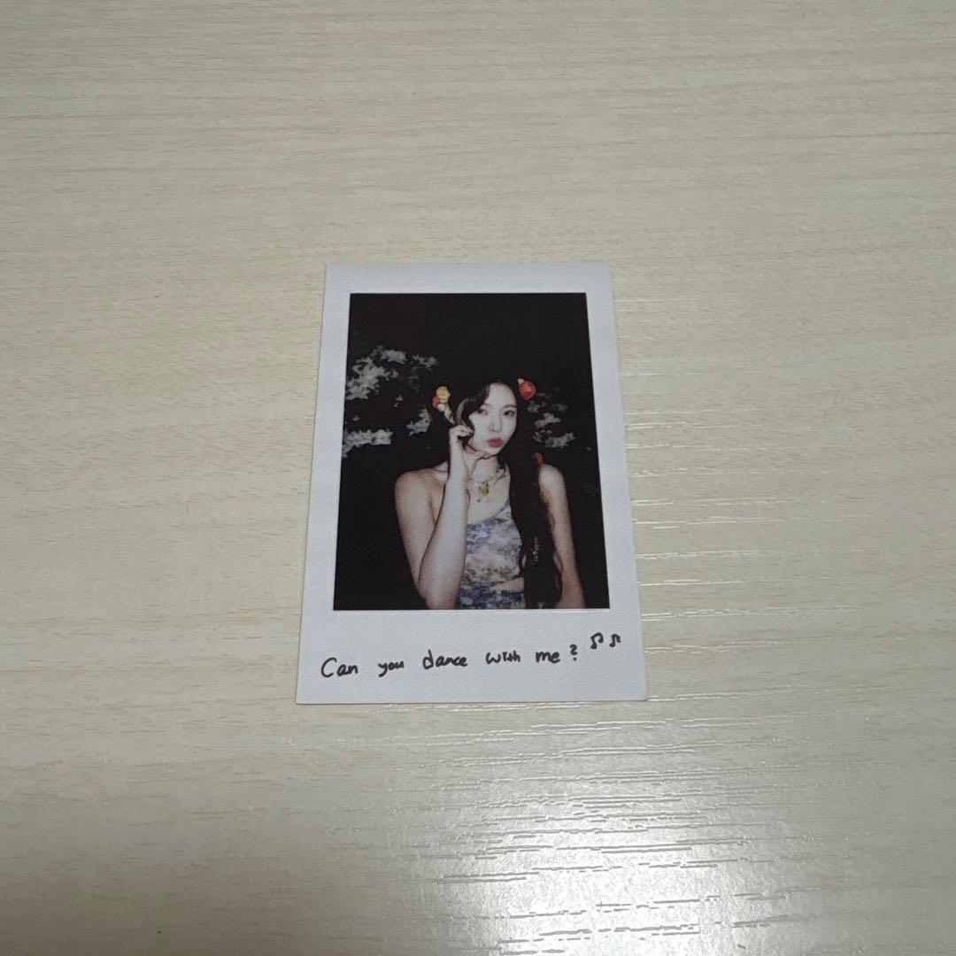 NMIXX トレカ ギュジン ポラロイド - メルカリ