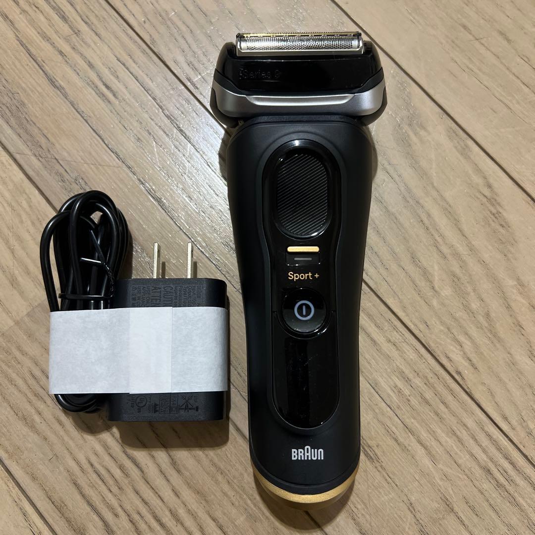 BRAUN Series9 sport+ 本体＆充電コード