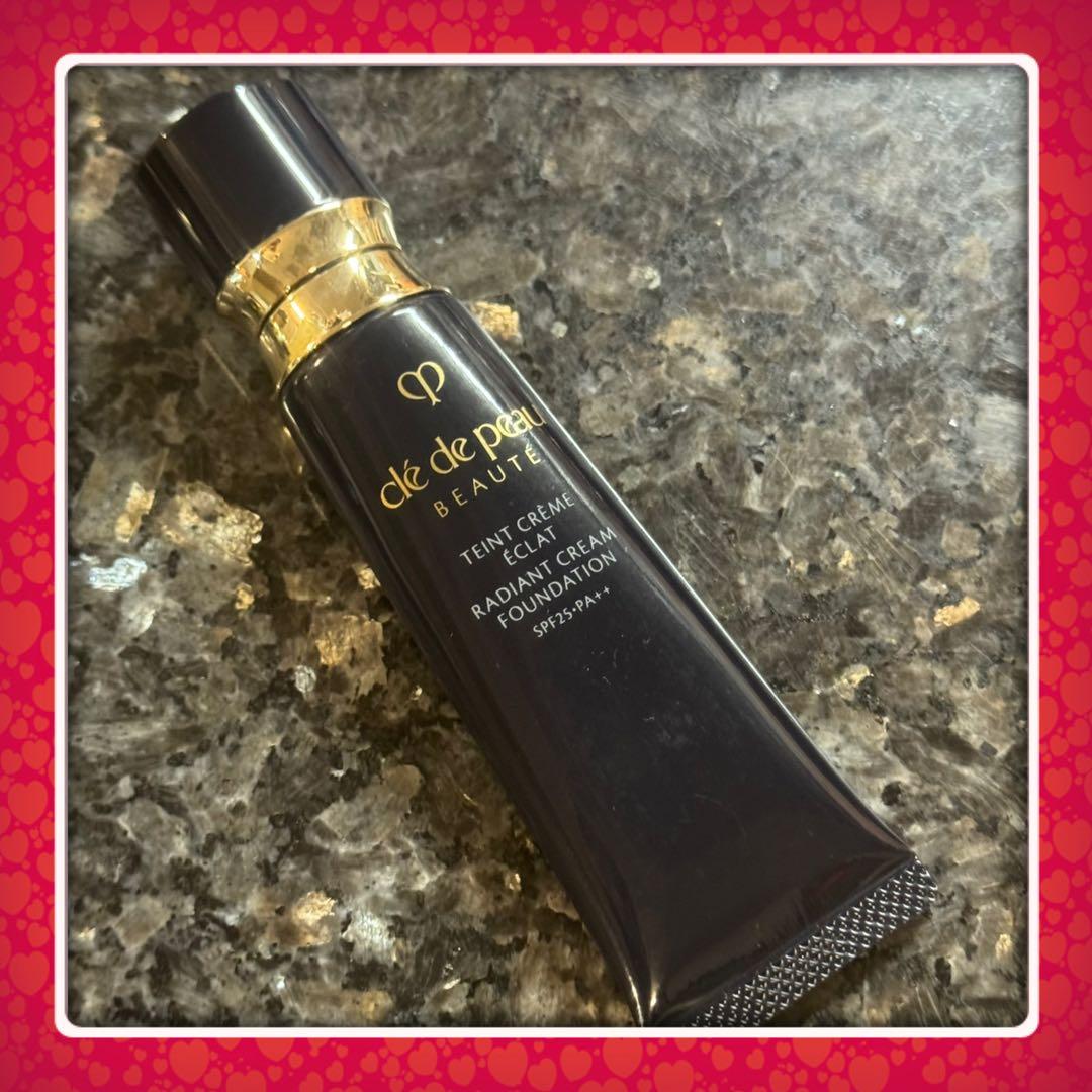 クレドポーボーテ タンクレームエクラn ファンデーション オークル20