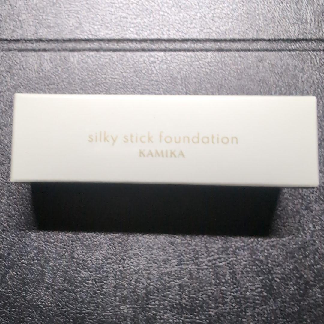 KAMIKA シルキースティックファンデーション 11g