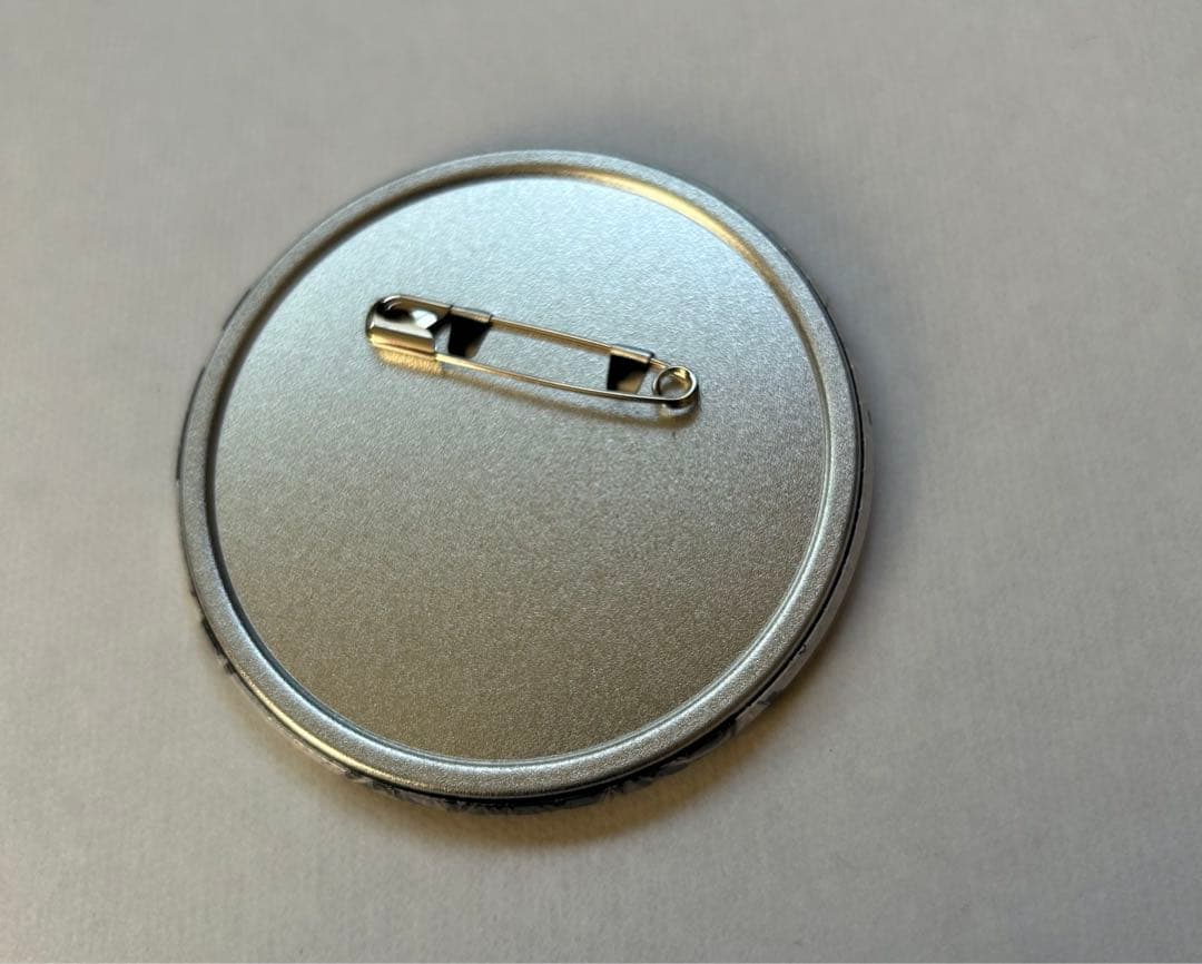 ブルーロック 墨絵風 缶バッジ 潔世一 - メルカリ