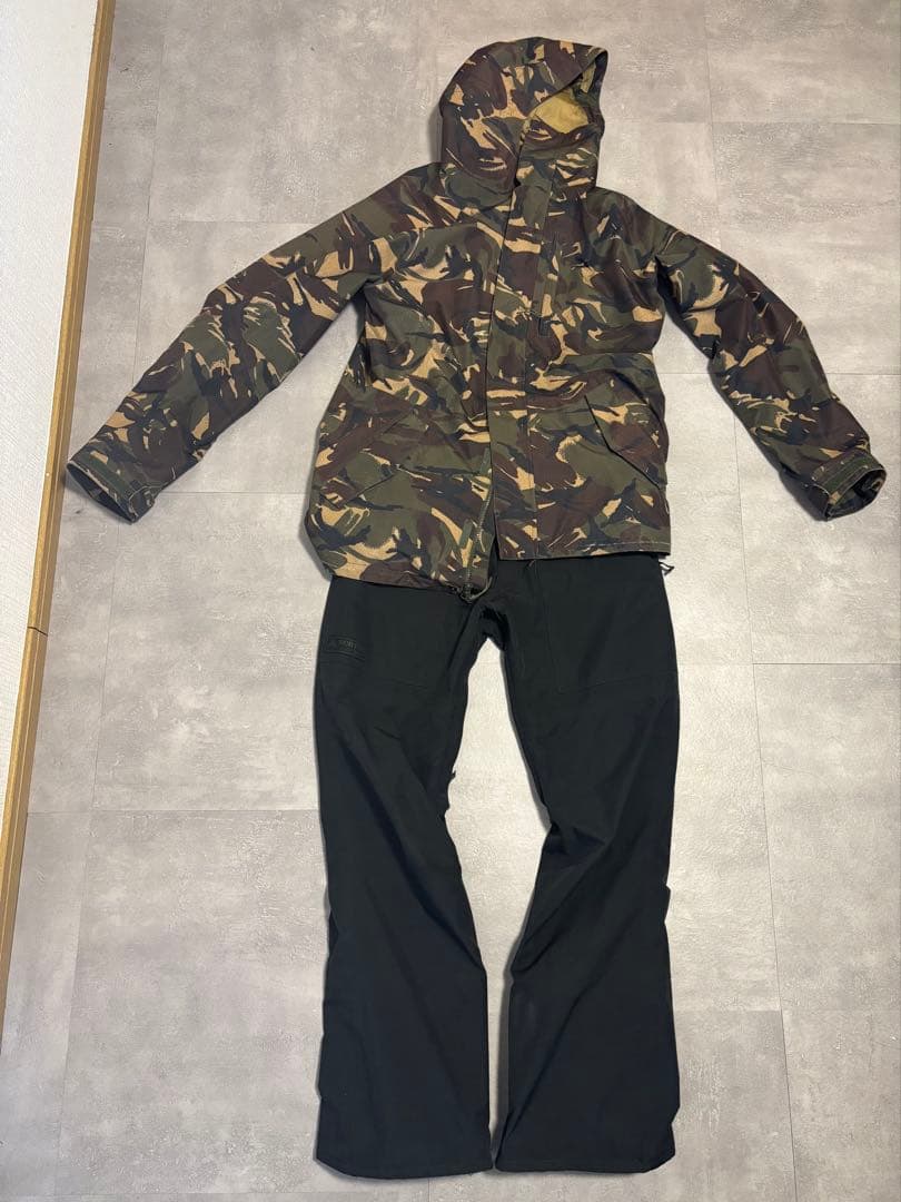 Burton GORE-TEX スノーボードウェア 上下セット M 2017年