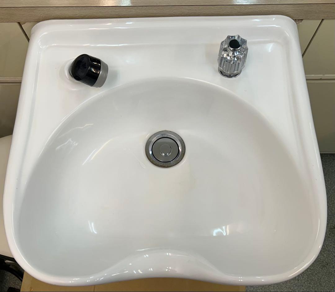 山本 万全防水済み理美容室用シャンプーボール タカラマジョリカ一式その1 中古】タカラベルモント シャンプーボール 『 MAJOLICA PORTO