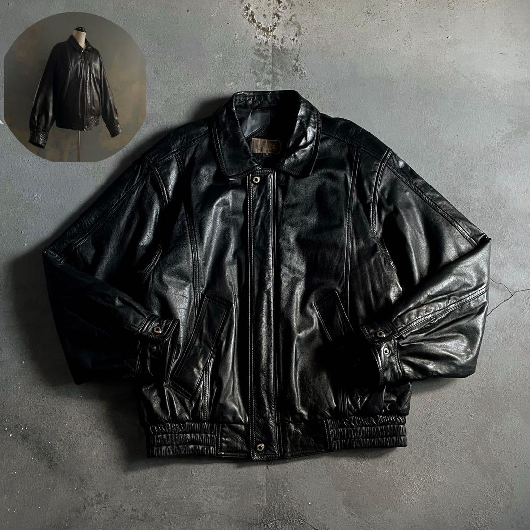 type A-2“volunt“牛革“黒“短丈“bomber jacket