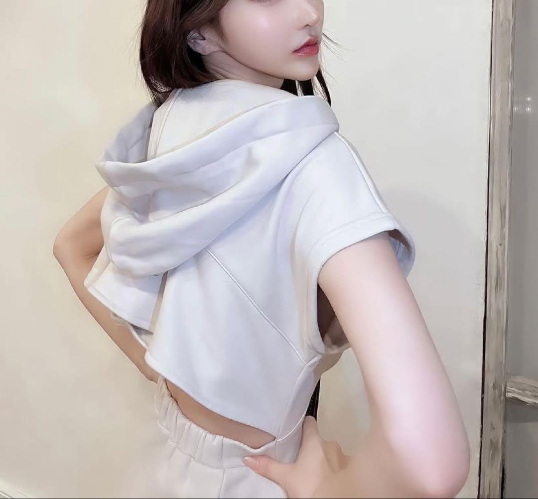 Riu【美品】Jacquard tape hoodie dress Rちゃん - メルカリ