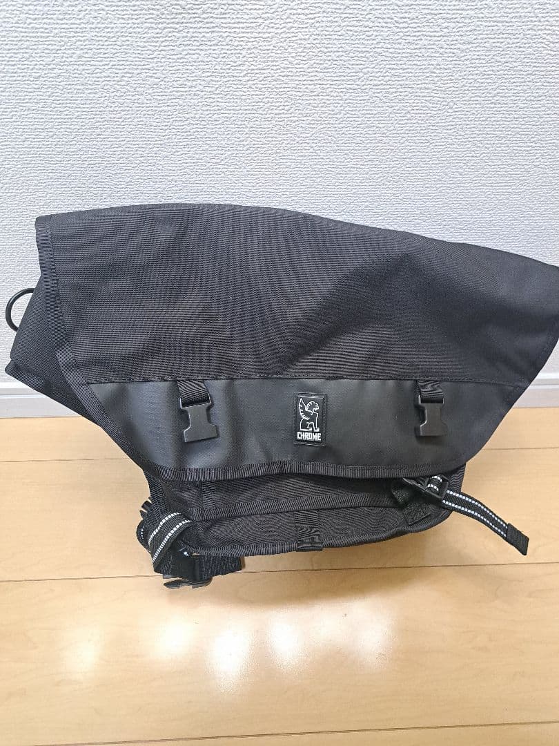 【美品】CHROME クローム　MINI METRO メッセンジャーバッグ CHROME ( クローム ) メッセンジャーバッグ MINI METRO MESSENGER BAG