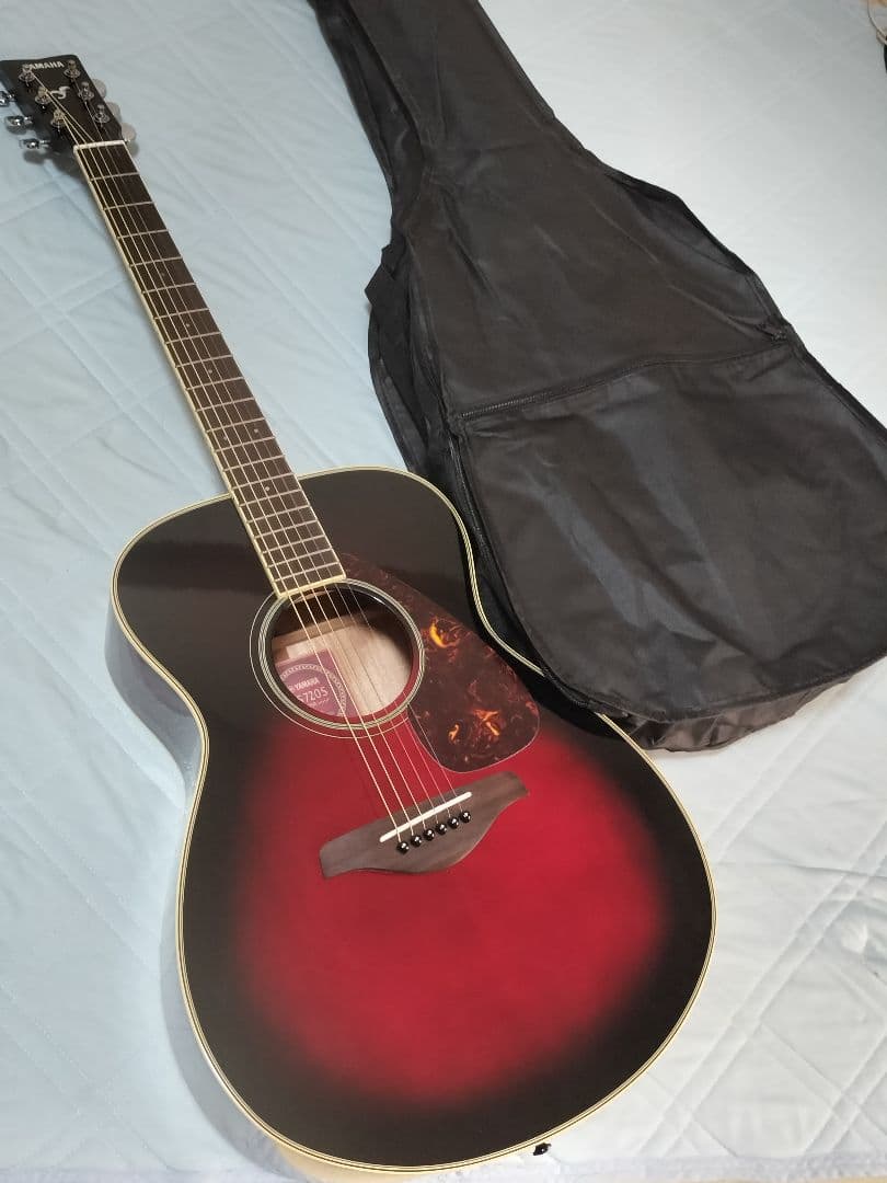YAMAHA FS-720S TOP単板 ギター 小ぶり ヤマハ ケース付